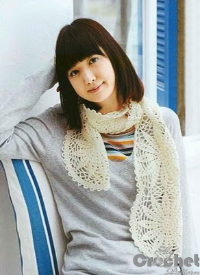 crochet scarf with circle motif photo crochet scarf with circle motif photo