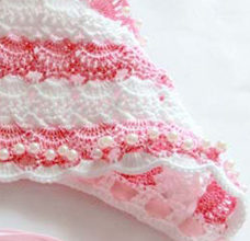 Lace crochet bonnet pattern for newborns preview
