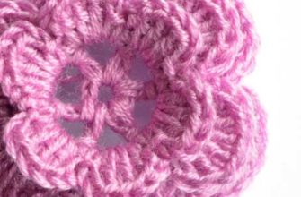 crochet small pink rose photo