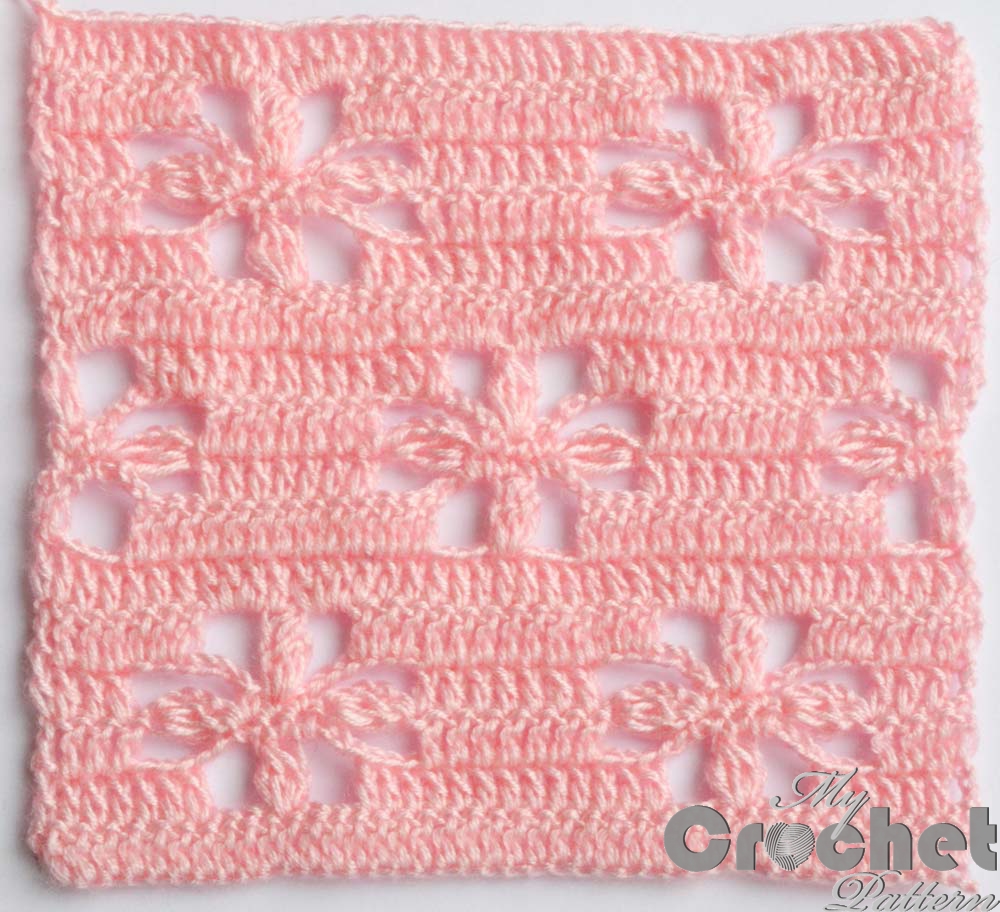 lace crochet pattern with flowers photo