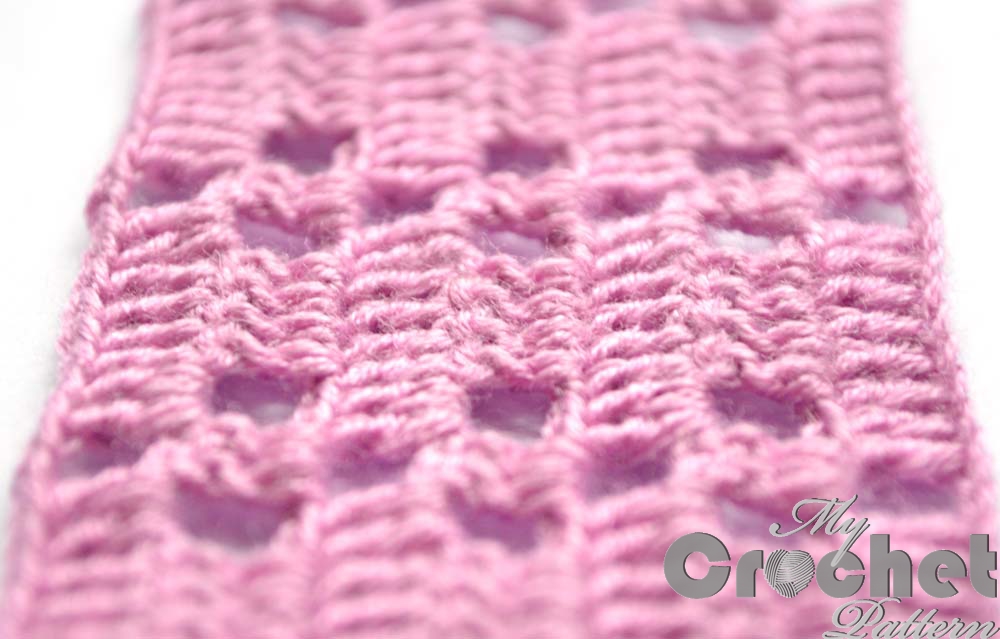 purple filet pattern with squares close photo