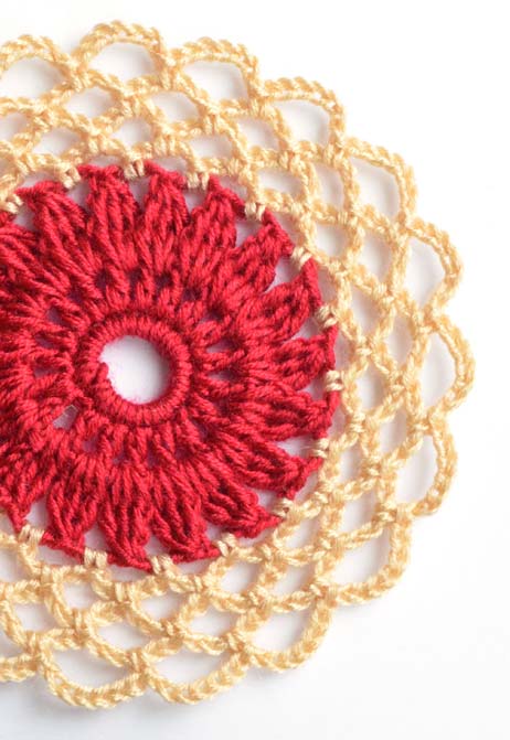 flower motif red center flower motif red center