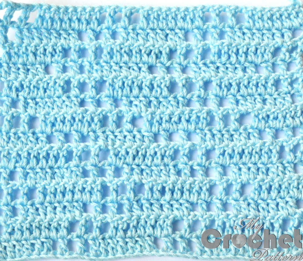 light blue filet crochet pattern - close photo2