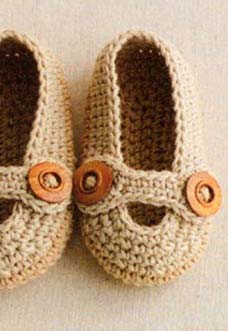 crochet baby boy slippers - preview
