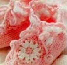 fancy crochet baby booties pattern - preview