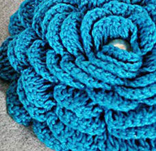 blue crochet rose pattern - preview