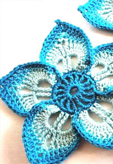 easy crochet flower - preview