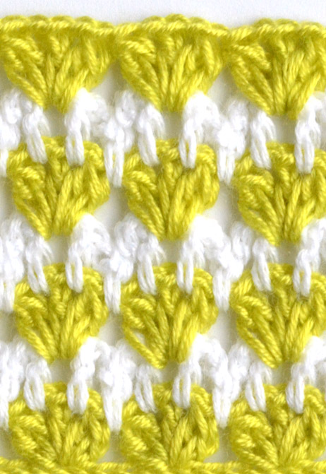 green and white shell lace pattern - preview