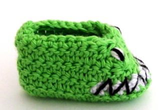 lizard monster baby booties photo