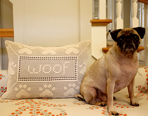 paw print pillow - photo 1