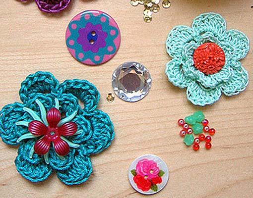 simple crochet flowers photo