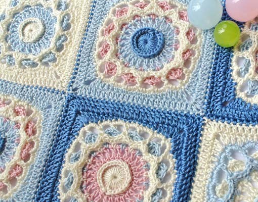 Crochet textured square motif pattern