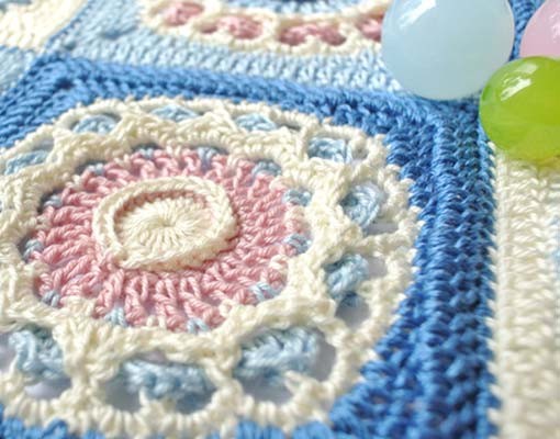 Crochet textured square motif pattern