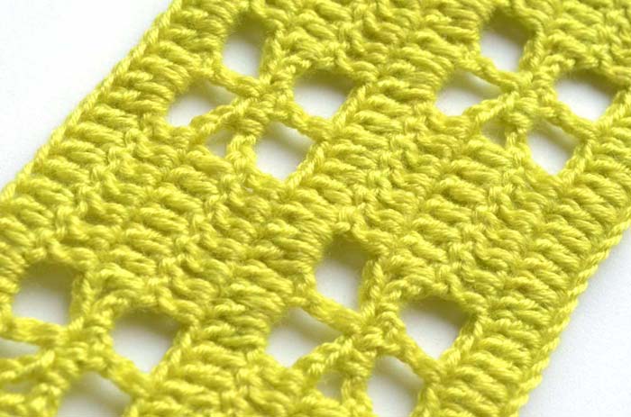 lime filet crochet pattern with square