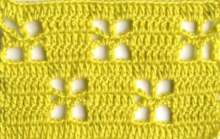 lime filet crochet pattern with square