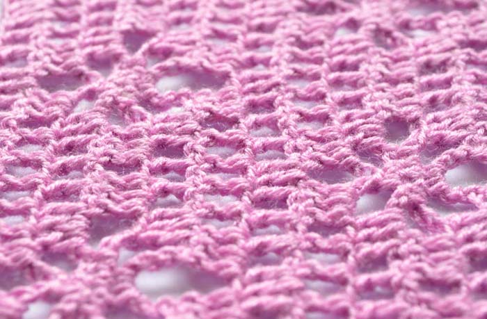 purple filet crochet pattern with flowers